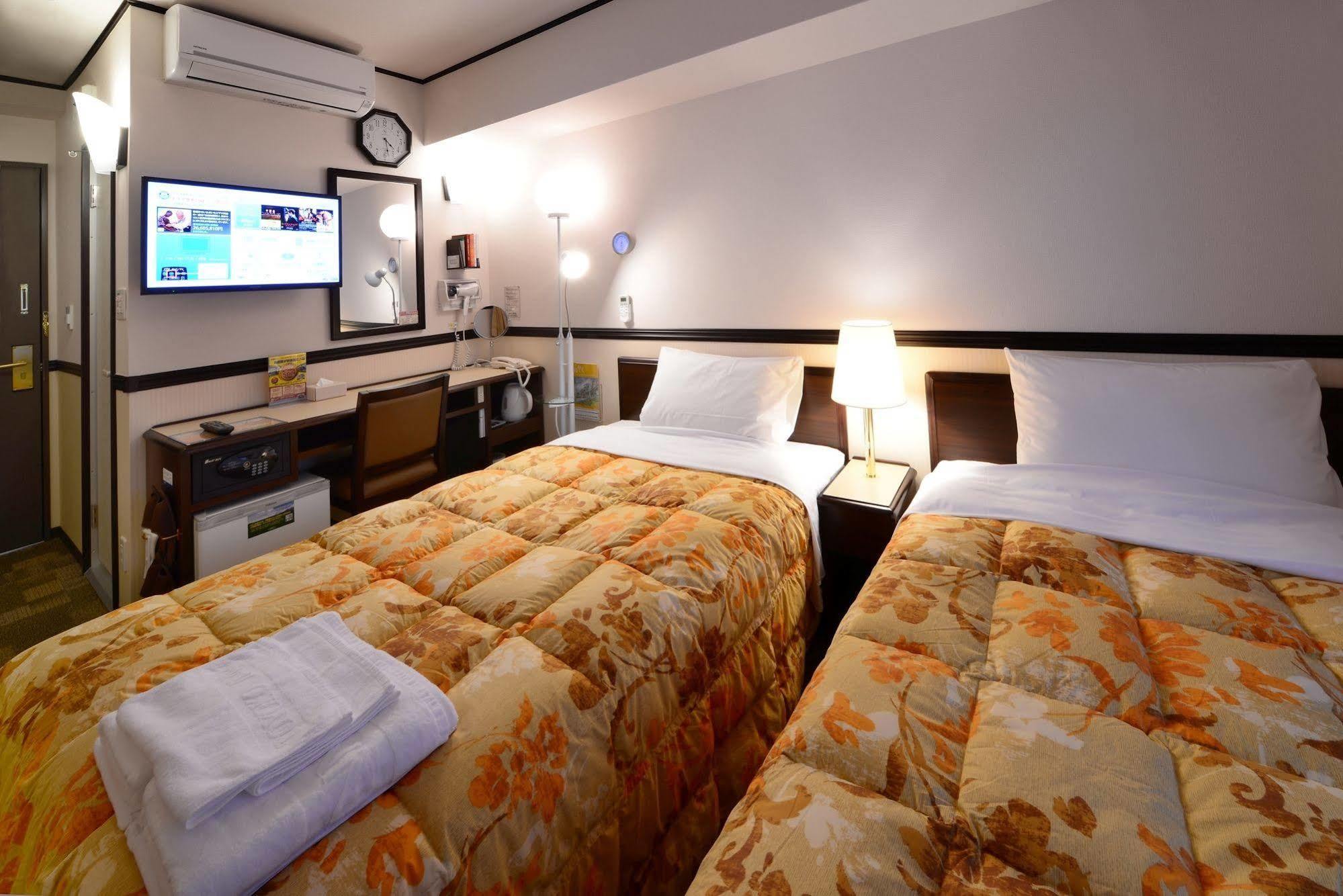 Toyoko Inn Misato Ekimae 외부 사진